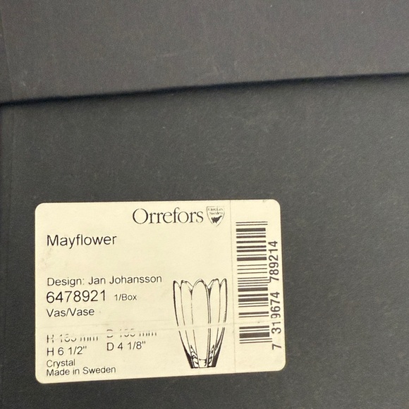 Elegant Clear Mayflower Glass Vase 6.6” new in box - Picture 9 of 11